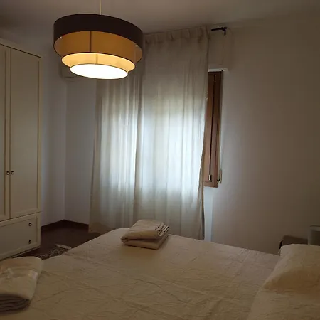 Hela - Sweet Dreams In Florence Sesto Fiorentino